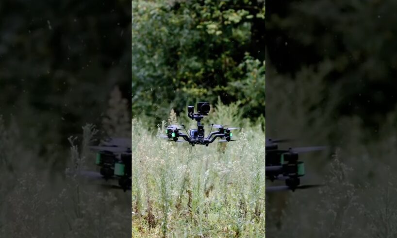 Taking the DJI RS 4 Pro for a spin, literally 🔄 Video by @航拍V